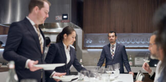 Jhonatan Cano, el experto que prepara restaurantes para la Guía Michelin y los 50 Best