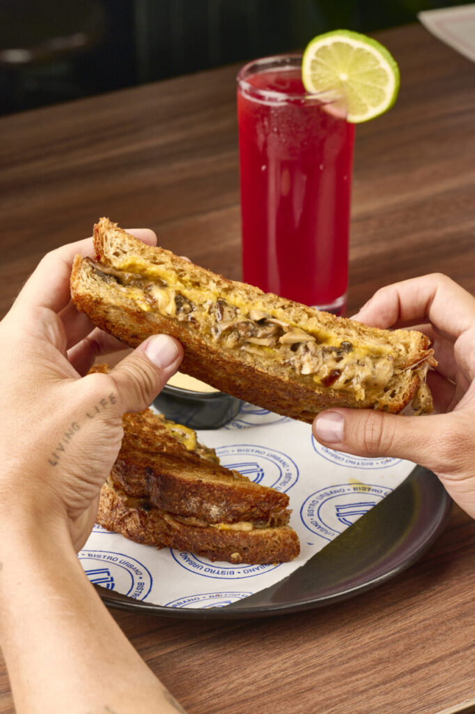 El Veggie Melt amplía la oferta de Bícono con una alternativa vegetariana. - Bicono